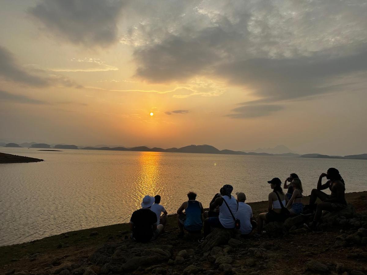 วูลิญ แฟมิลี-โฮมสเตย์ Yen Binh ภายนอก รูปภาพ