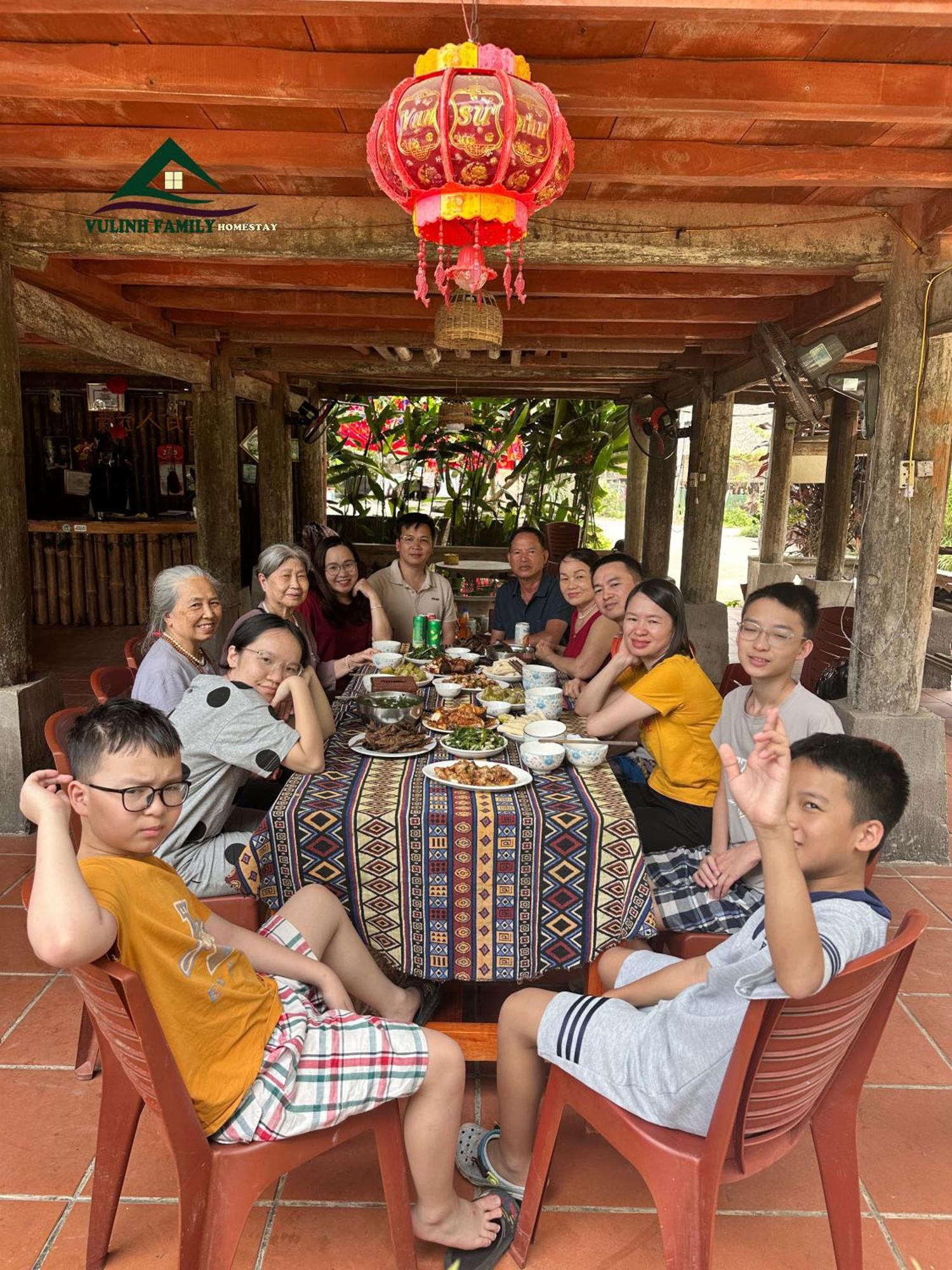 วูลิญ แฟมิลี-โฮมสเตย์ Yen Binh ภายนอก รูปภาพ